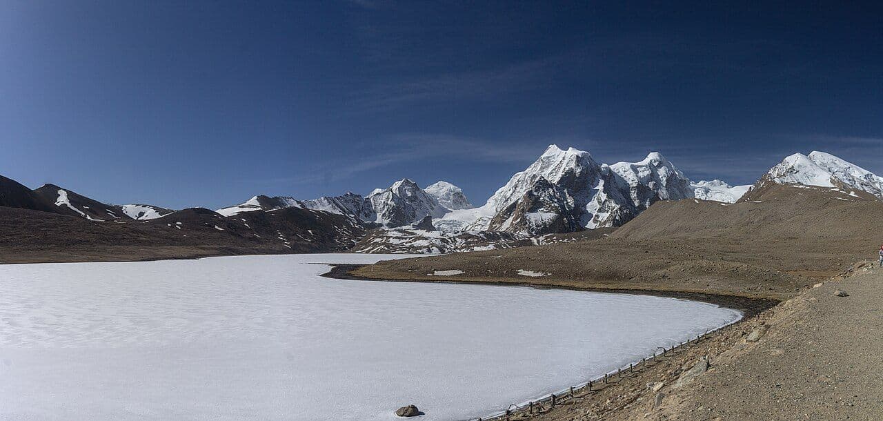 Panorama of the frozen Gurudongmar Lake, North Sikkim, in May 2015