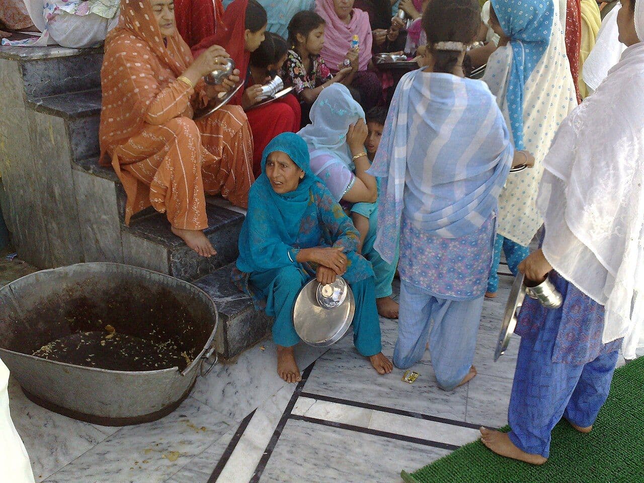 Sikh women at Gurdwara Panja Sahib, Hasan Abdal
