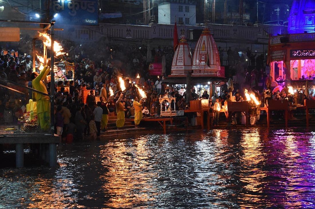 The evening Ganga aarti at Har ki Pauri, Haridwar